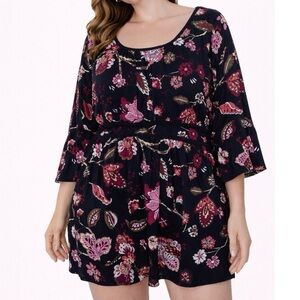 Venezia brand black babydoll floral print 3/4 sleeve lightweight flowy boho 18